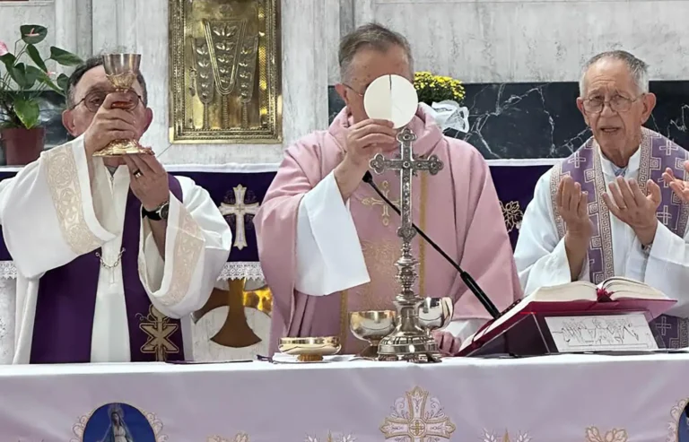 Padre Ciro celebra Jubileo de Oro Sacerdotal Padre Ciro celebra Jubileo de Oro Sacerdotal